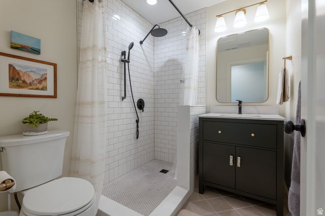 1079 W RIDGESIDE CT, South Jordan, UT 84095