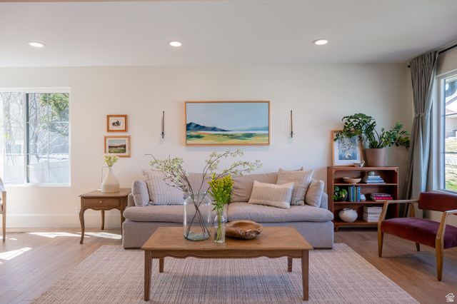 1079 W RIDGESIDE CT, South Jordan, UT 84095