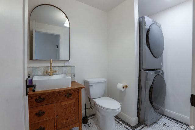 1079 W RIDGESIDE CT, South Jordan, UT 84095