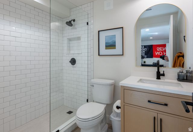 1079 W RIDGESIDE CT, South Jordan, UT 84095