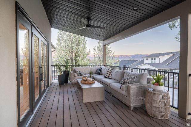 1079 W RIDGESIDE CT, South Jordan, UT 84095