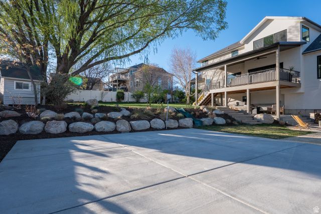 1079 W RIDGESIDE CT, South Jordan, UT 84095