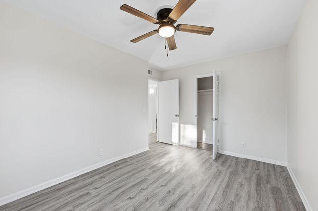 1925 S Saint Paul St, Wichita, KS 67213