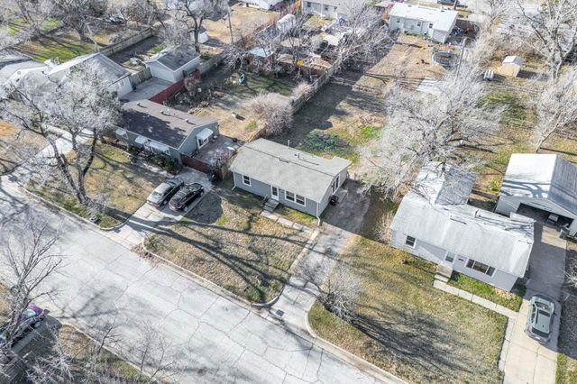 1925 S Saint Paul St, Wichita, KS 67213