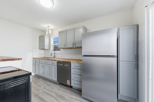 1925 S Saint Paul St, Wichita, KS 67213