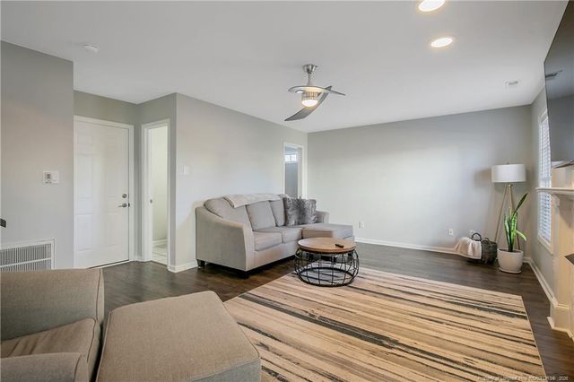 1009 Bramblegate Road, Hope Mills, NC 28348