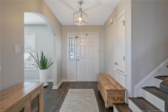 1009 Bramblegate Road, Hope Mills, NC 28348