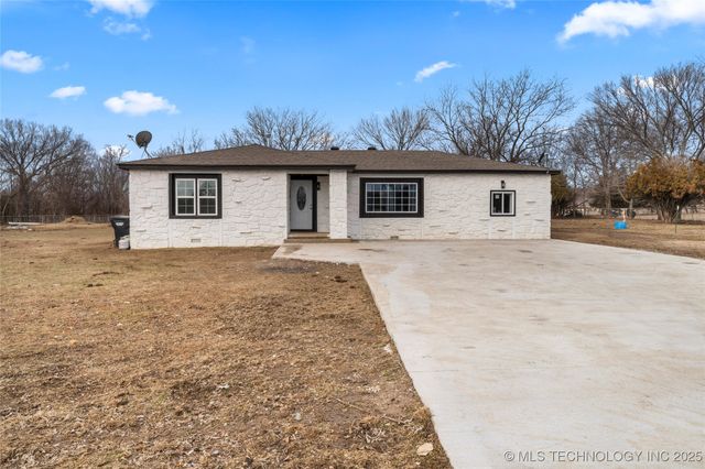 17090 S 4170 Road, Claremore, OK 74017