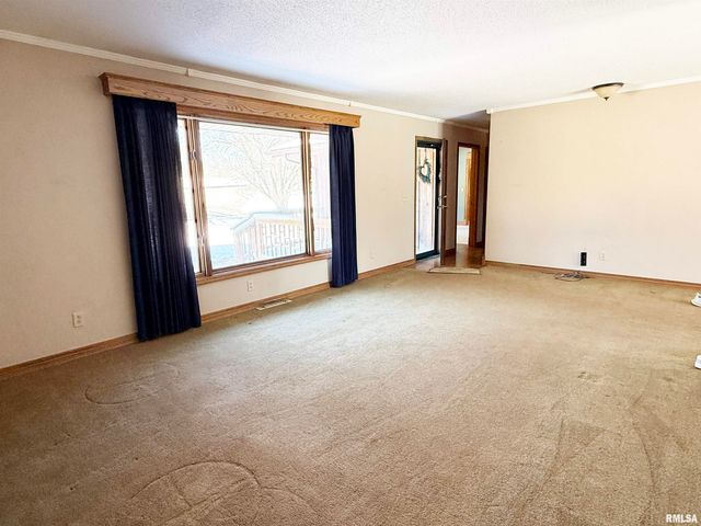 15402 W SCHLINK Road, Brimfield, IL 61517