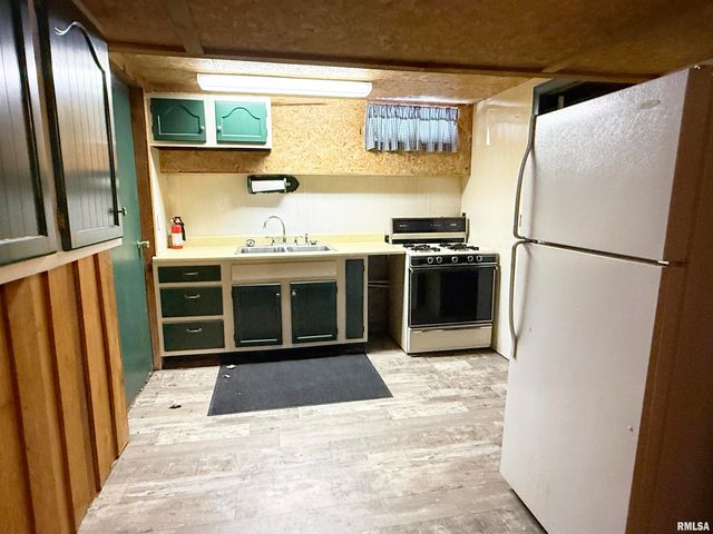 15402 W SCHLINK Road, Brimfield, IL 61517