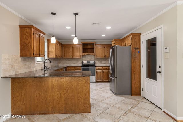 103 Abundance Court, Lafayette, LA 70506