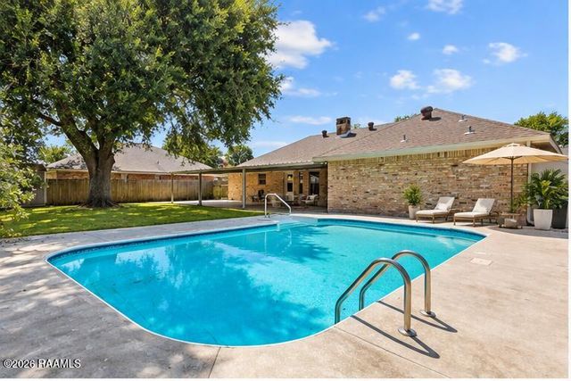 103 Abundance Court, Lafayette, LA 70506