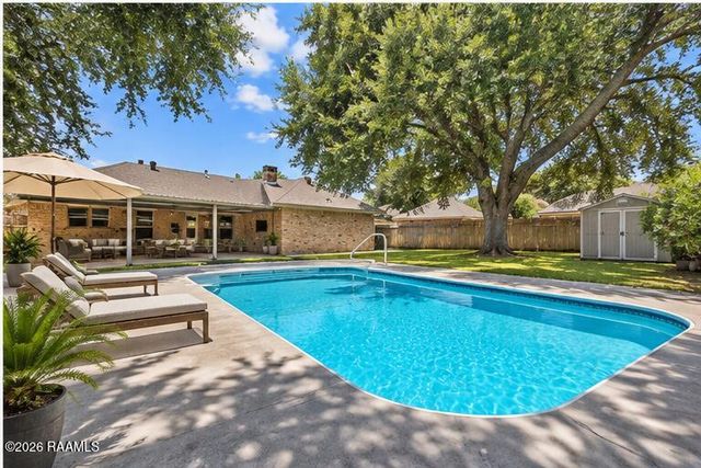 103 Abundance Court, Lafayette, LA 70506