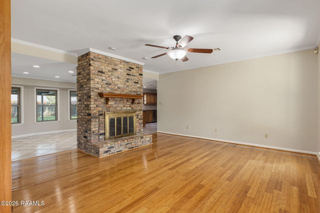 103 Abundance Court, Lafayette, LA 70506