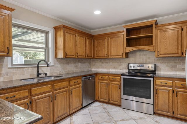 103 Abundance Court, Lafayette, LA 70506