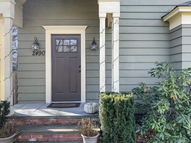 2490 Pike Street, Mattituck, NY 11952