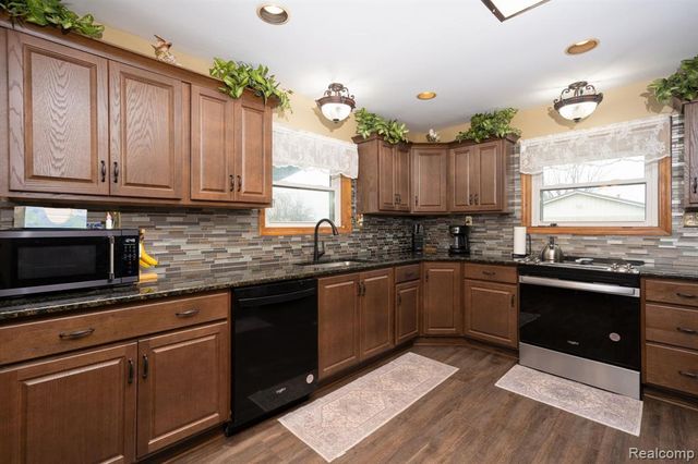 2890 Graham Road, Imlay City, MI 48444