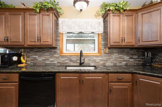 2890 Graham Road, Imlay City, MI 48444
