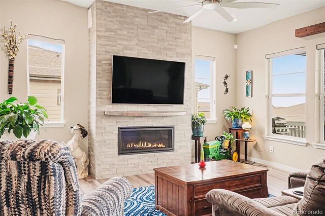 8684 S Quemoy Street, Aurora, CO 80016