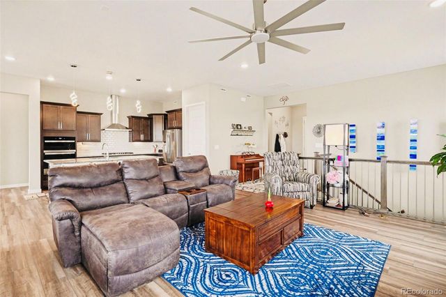 8684 S Quemoy Street, Aurora, CO 80016