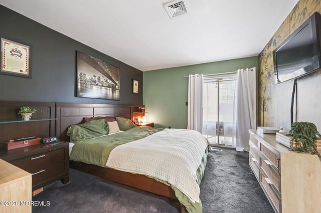 69 Percival Court, Old Bridge, NJ 08857