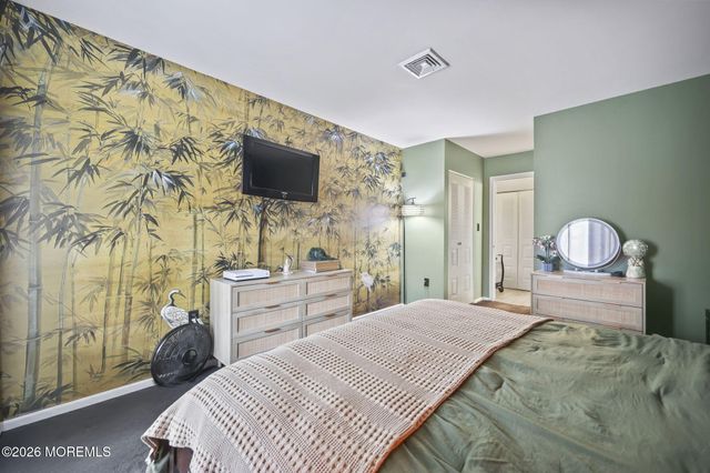 69 Percival Court, Old Bridge, NJ 08857