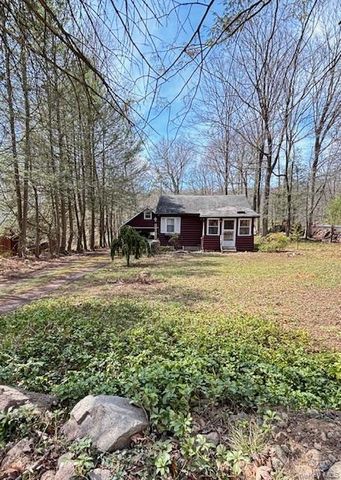 34 Cascade Lake Road, Warwick, NY 10990