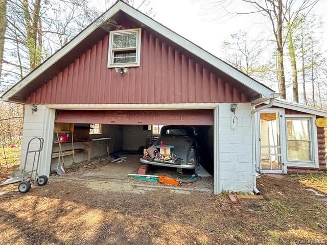 34 Cascade Lake Road, Warwick, NY 10990