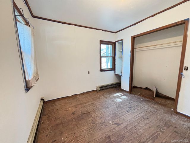 34 Cascade Lake Road, Warwick, NY 10990