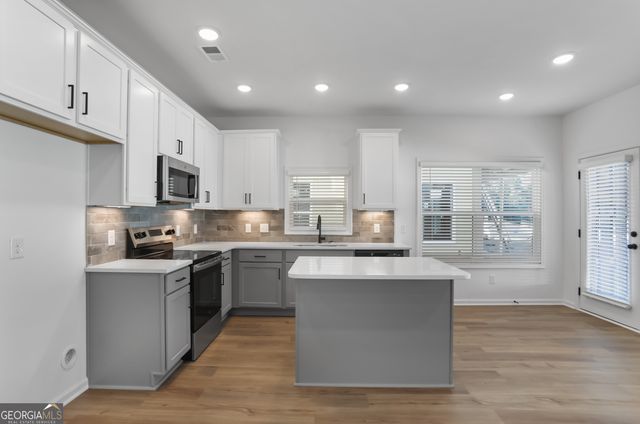 195 Jackson Heights, Cleveland, GA 30528