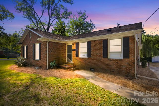 1401 Grovewood Drive, Charlotte, NC 28208