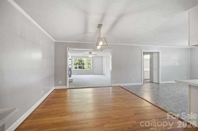 1401 Grovewood Drive, Charlotte, NC 28208