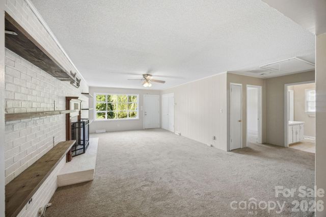 1401 Grovewood Drive, Charlotte, NC 28208