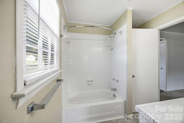 1401 Grovewood Drive, Charlotte, NC 28208