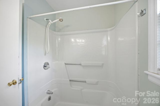 1401 Grovewood Drive, Charlotte, NC 28208
