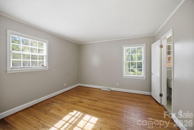 1401 Grovewood Drive, Charlotte, NC 28208