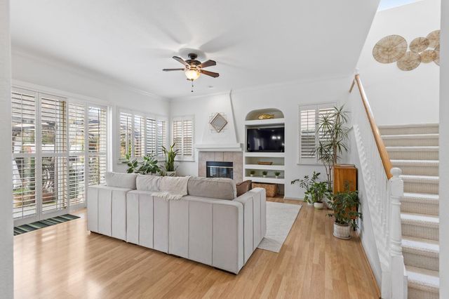 8105 Bauser Ave, Roseville, CA 95747