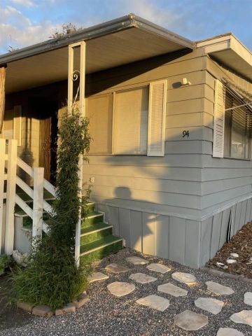 718 Sycamore 94, Vista, CA 92083
