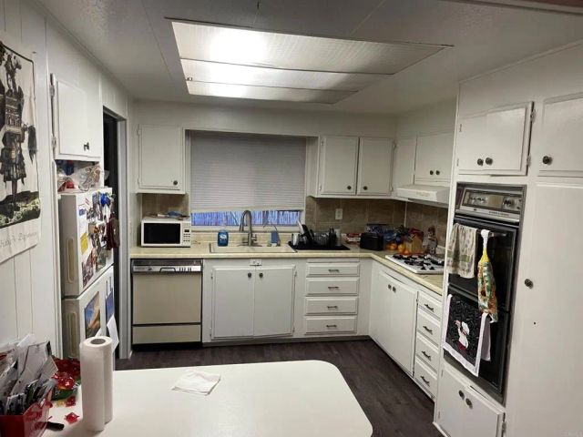718 Sycamore 94, Vista, CA 92083