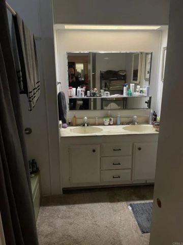 718 Sycamore 94, Vista, CA 92083