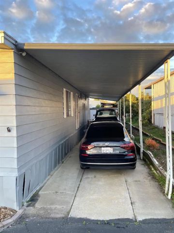 718 Sycamore 94, Vista, CA 92083