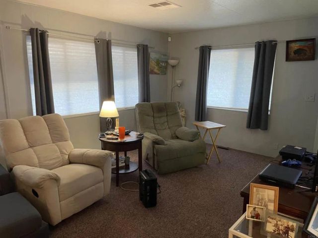 718 Sycamore 94, Vista, CA 92083