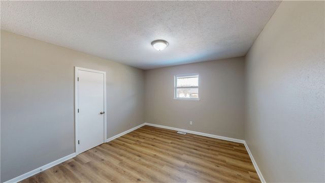 2014 Dee Avenue, Springdale, AR 72762