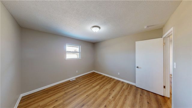 2014 Dee Avenue, Springdale, AR 72762