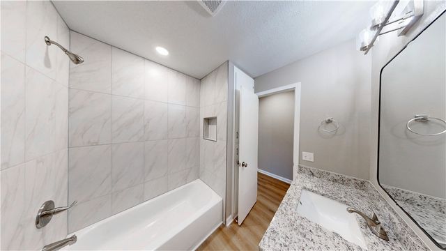 2014 Dee Avenue, Springdale, AR 72762