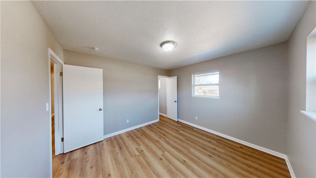 2014 Dee Avenue, Springdale, AR 72762