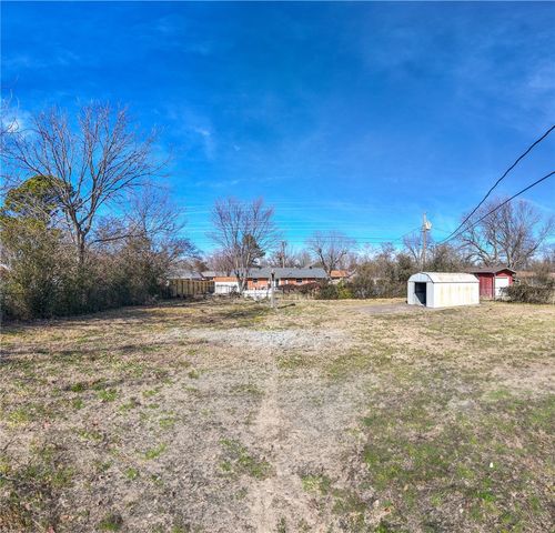 2014 Dee Avenue, Springdale, AR 72762