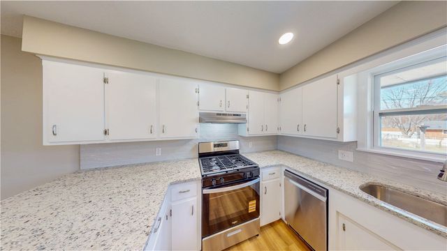 2014 Dee Avenue, Springdale, AR 72762