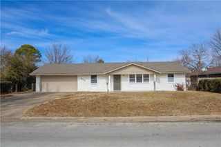 2014 Dee Avenue, Springdale, AR 72762