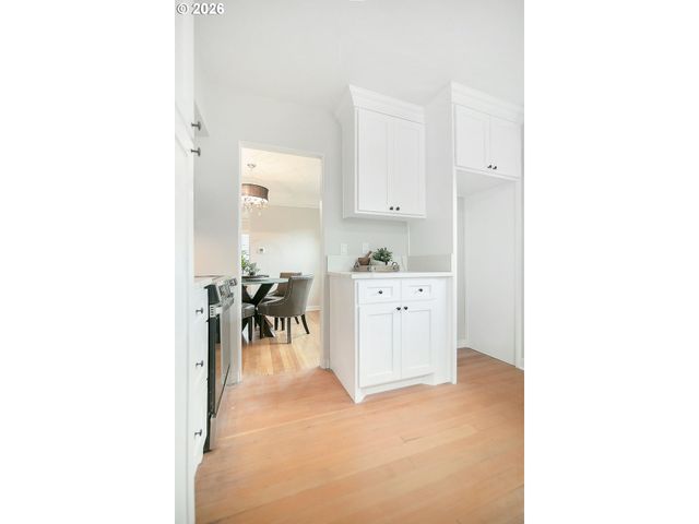 5714 Se 22ND Ave, Portland, OR 97202